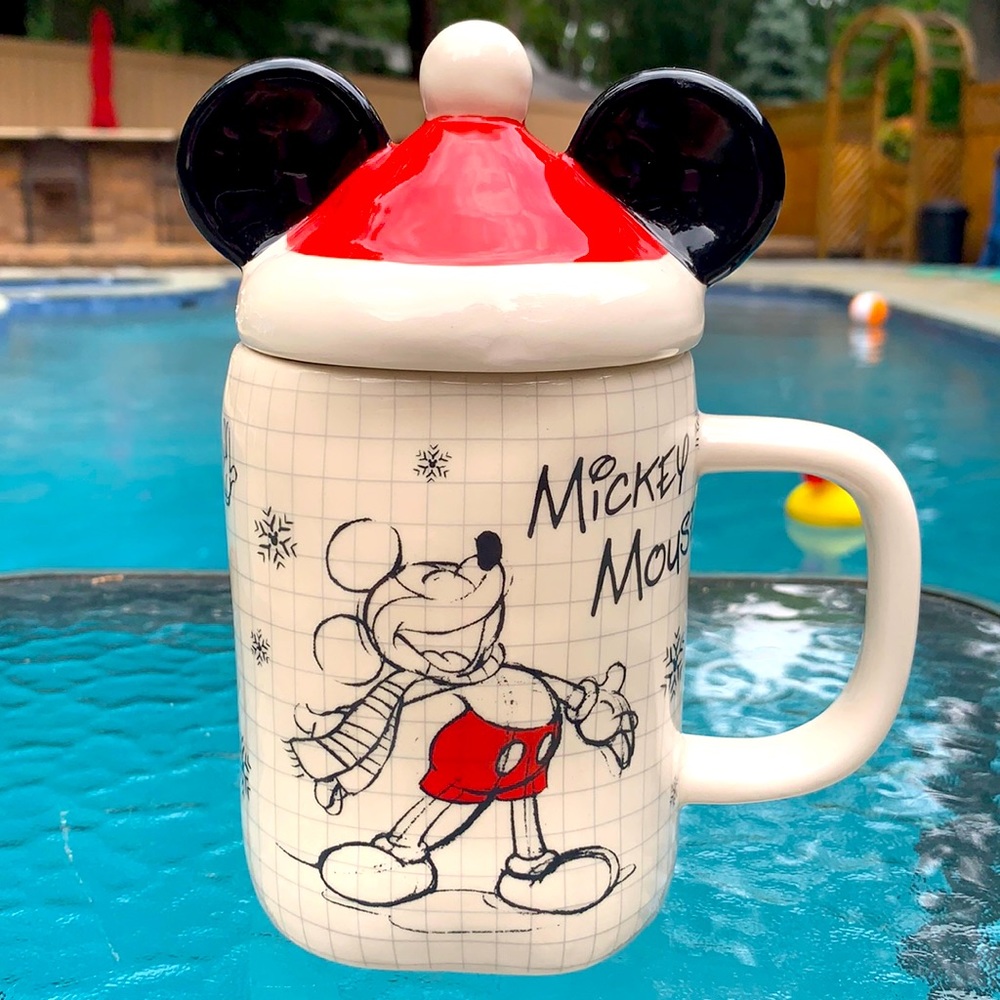New Disney Sketchbook Mickey Mouse Mug Santa lid
